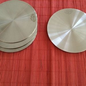 COASTERS--PARTY- SET OF 4  STEEL COASTERS